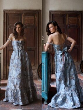 V. Chapman The Margaret Dress Light Blue Lilibet Brocade Size 2 NEW! With tags!